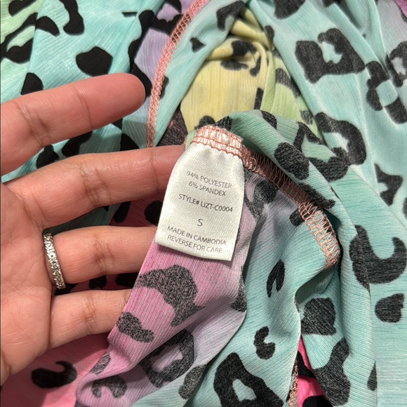 Multicolor Leopard Print Sleeveless Top - Picture 4 of 4